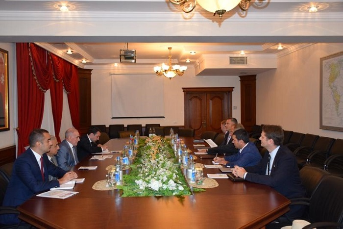 US, Azerbaijan mull co-op in defense industry 